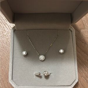 Elegant Moissanite Silver Jewelry Gift Set